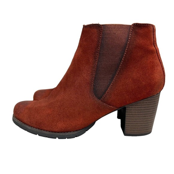 Clarks Camelia Chelsea Boots Suede‎ Block Heel Side Zip Rust Women Size 11M - Picture 3 of 10